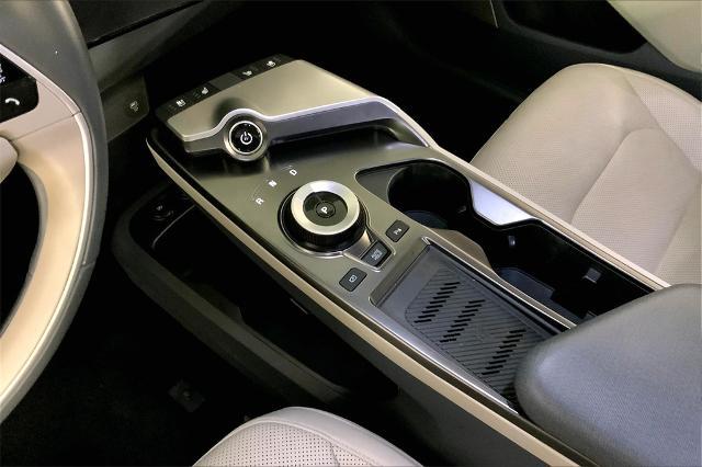 2022 Kia EV6 Vehicle Photo in Lees Summit, MO 64086