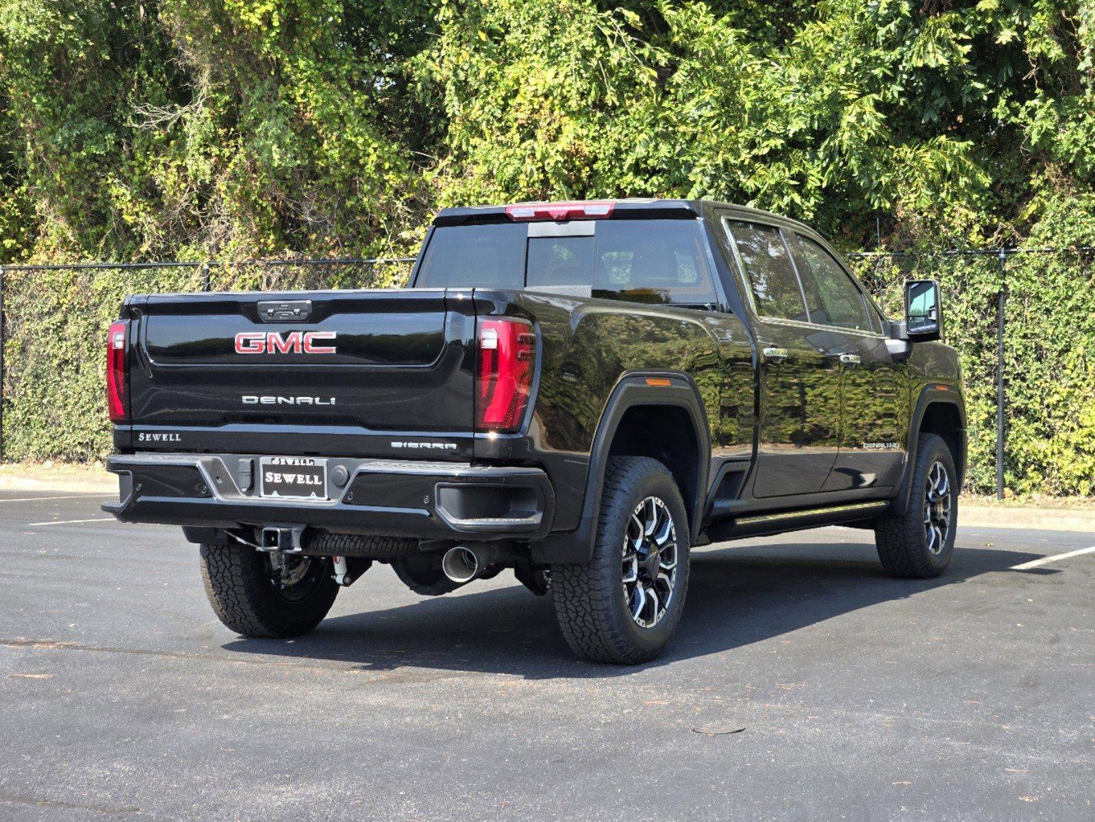 2024 GMC Sierra 2500 HD Vehicle Photo in DALLAS, TX 75209-3016