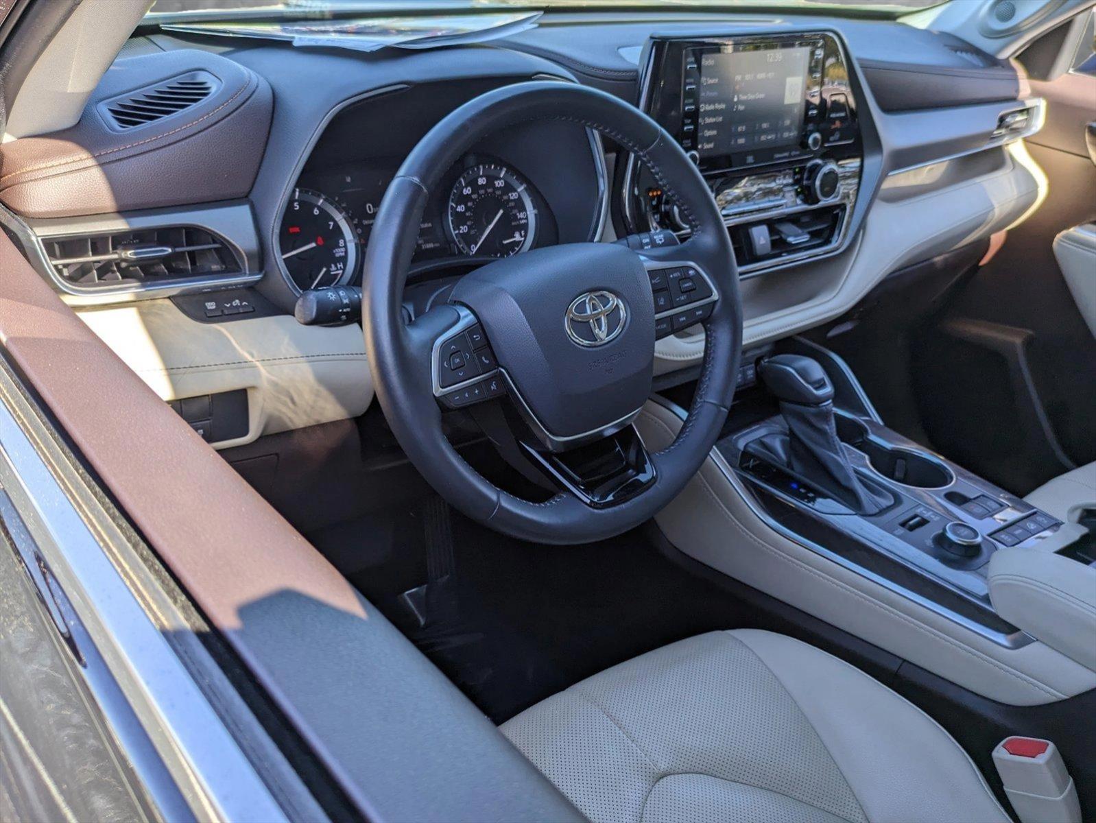 2021 Toyota Highlander Vehicle Photo in Sanford, FL 32771