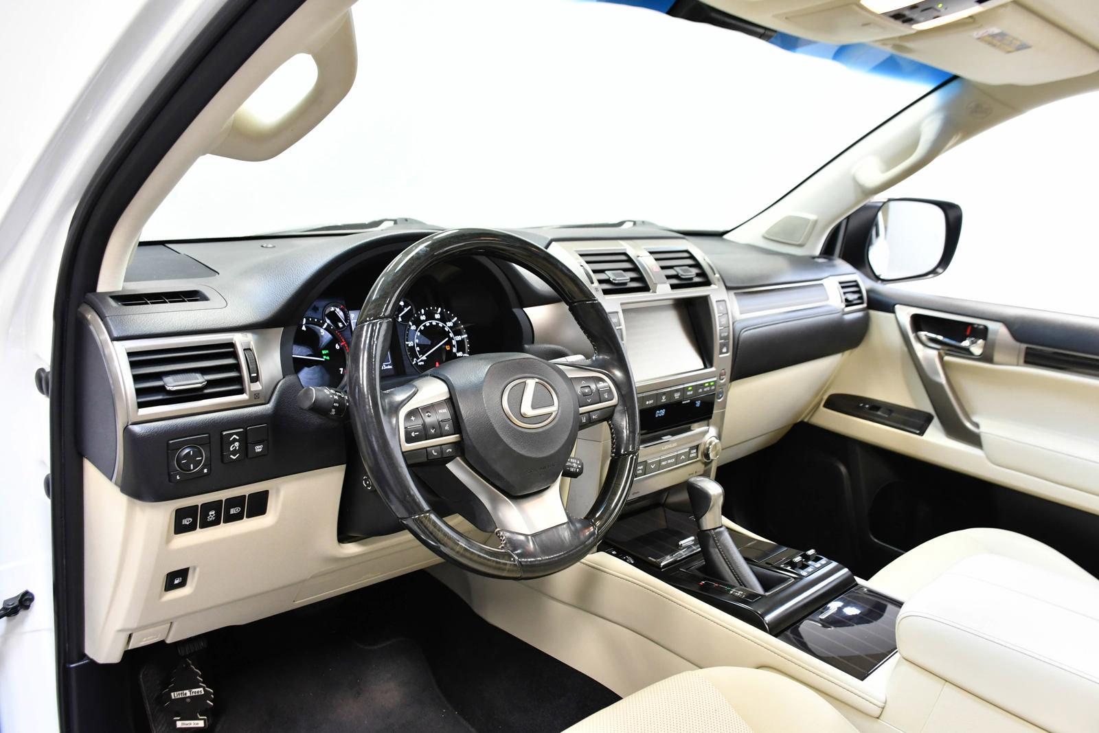 2020 Lexus GX 460 Vehicle Photo in DALLAS, TX 75235