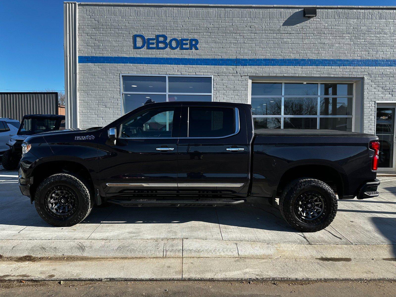 Used 2022 Chevrolet Silverado 1500 High Country with VIN 2GCUDJED5N1505485 for sale in Edgerton, Minnesota