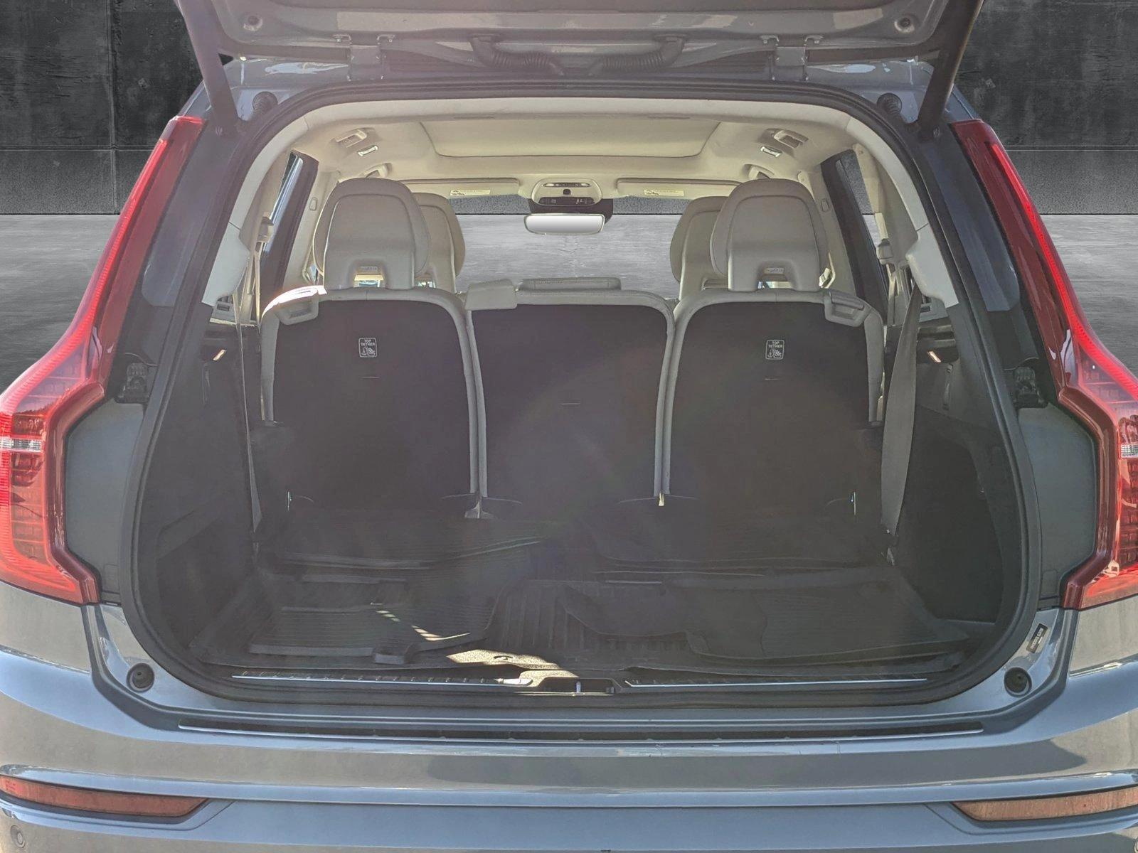 2020 Volvo XC90 Vehicle Photo in St. Petersburg, FL 33713