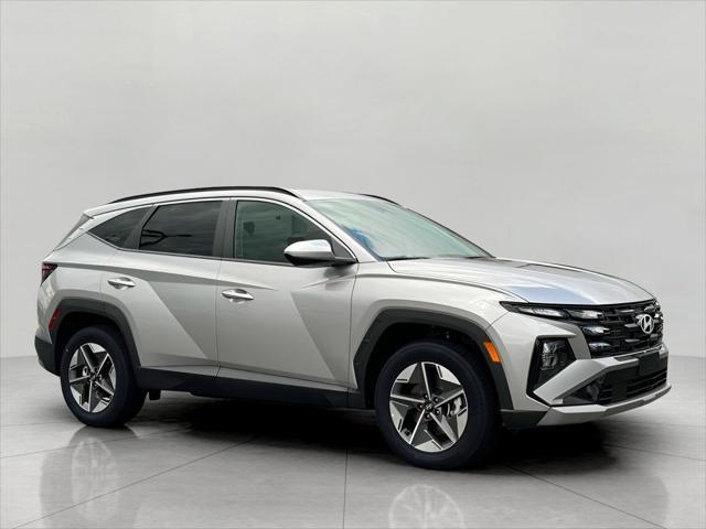 2025 Hyundai TUCSON Vehicle Photo in Green Bay, WI 54304