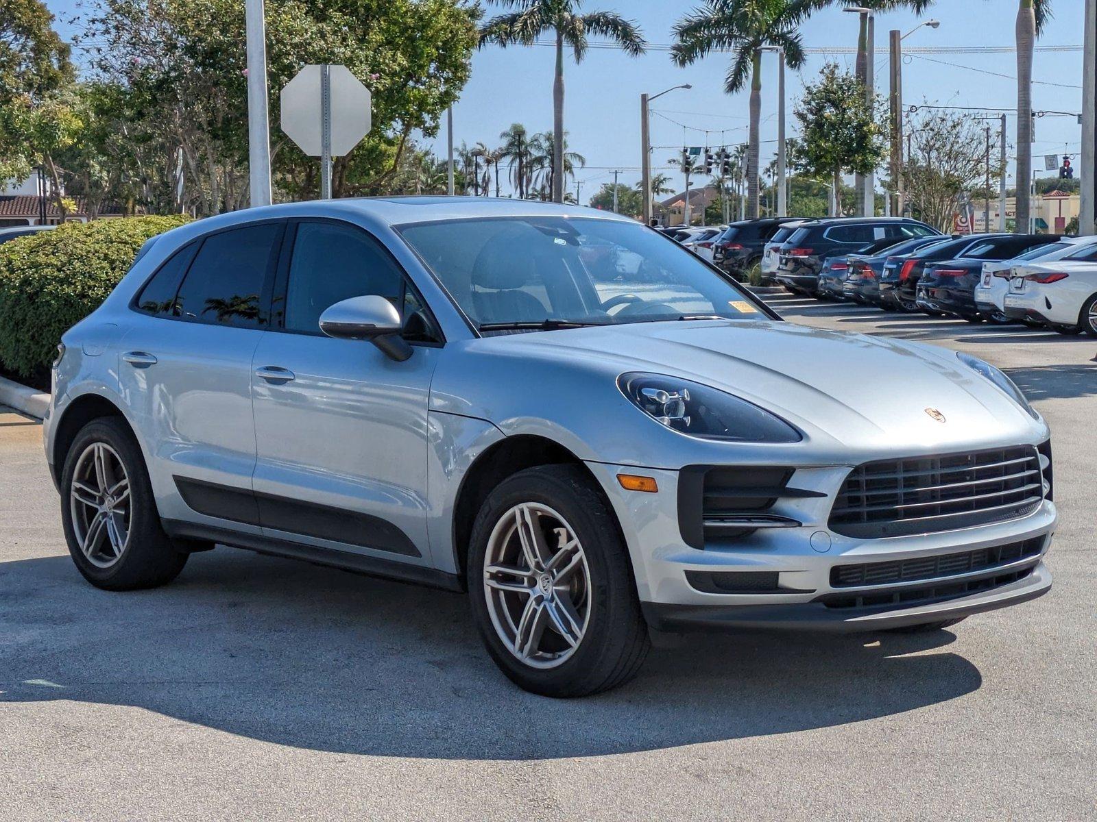 2020 Porsche Macan Vehicle Photo in Delray Beach, FL 33444