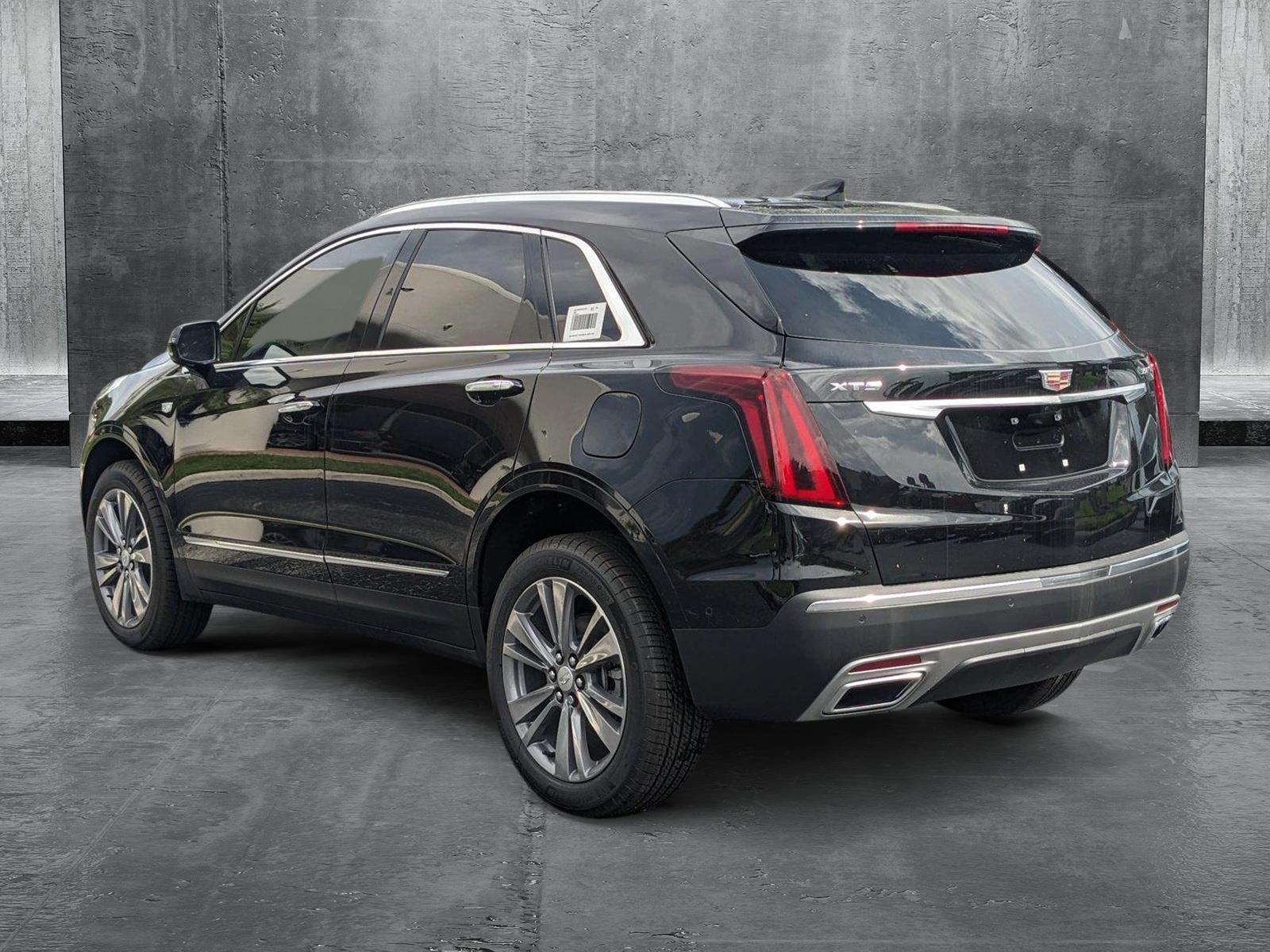 2024 Cadillac XT5 Vehicle Photo in WEST PALM BEACH, FL 33407-3296