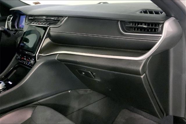 2023 Jeep Grand Cherokee Vehicle Photo in Kansas City, MO 64114