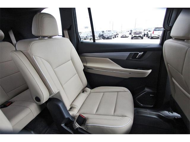 2025 Buick Enclave Vehicle Photo in ROSENBERG, TX 77471-5675