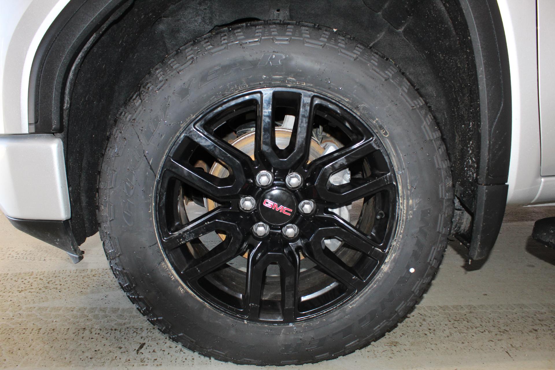 2021 GMC Sierra 1500 Vehicle Photo in NORTHAMPTON, MA 01060-1120