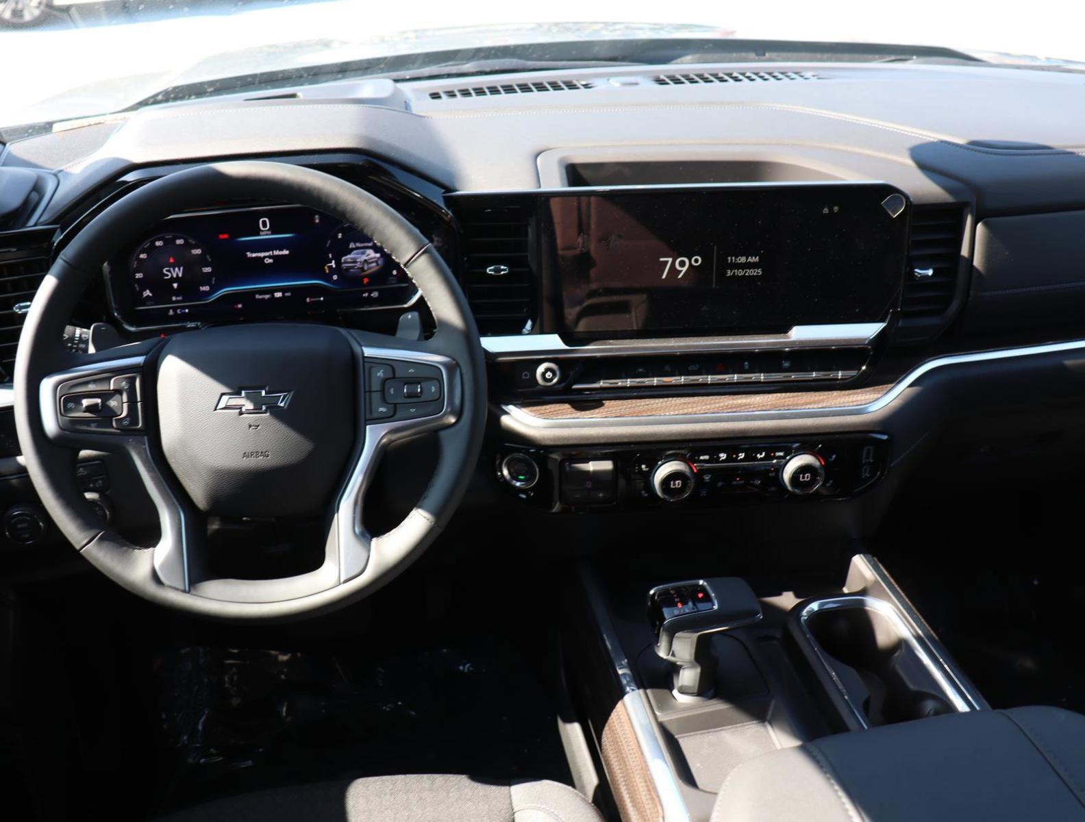 2025 Chevrolet Silverado 1500 Vehicle Photo in LOS ANGELES, CA 90007-3794