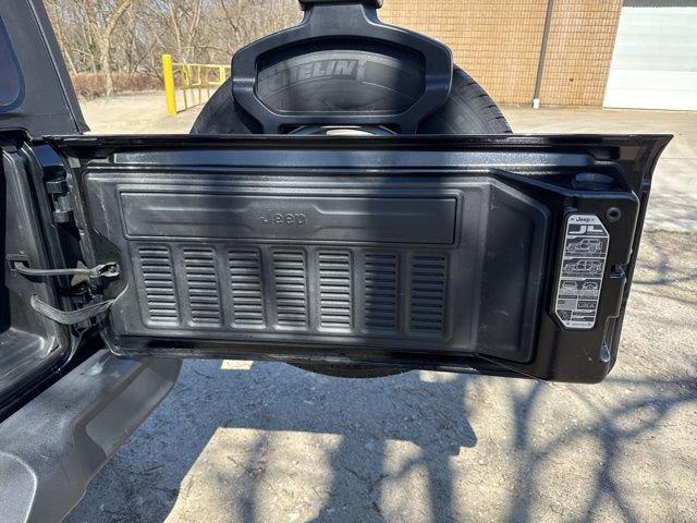 2019 Jeep Wrangler Unlimited Vehicle Photo in MEDINA, OH 44256-9631