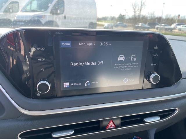 2022 Hyundai Sonata Vehicle Photo in MEDINA, OH 44256-9631