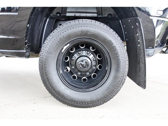2024 Ram 3500 Vehicle Photo in ROSENBERG, TX 77471