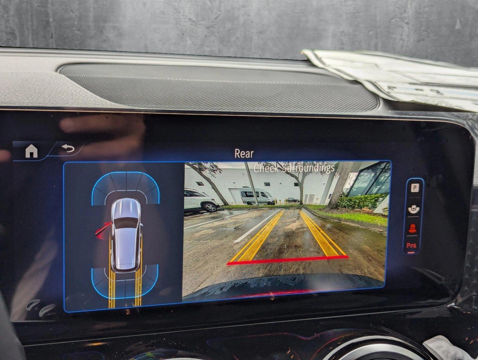 2024 Mercedes-Benz EQB Vehicle Photo in Coconut Creek, FL 33073