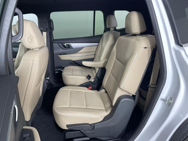 2025 Buick Enclave Vehicle Photo in GILBERT, AZ 85297-0402