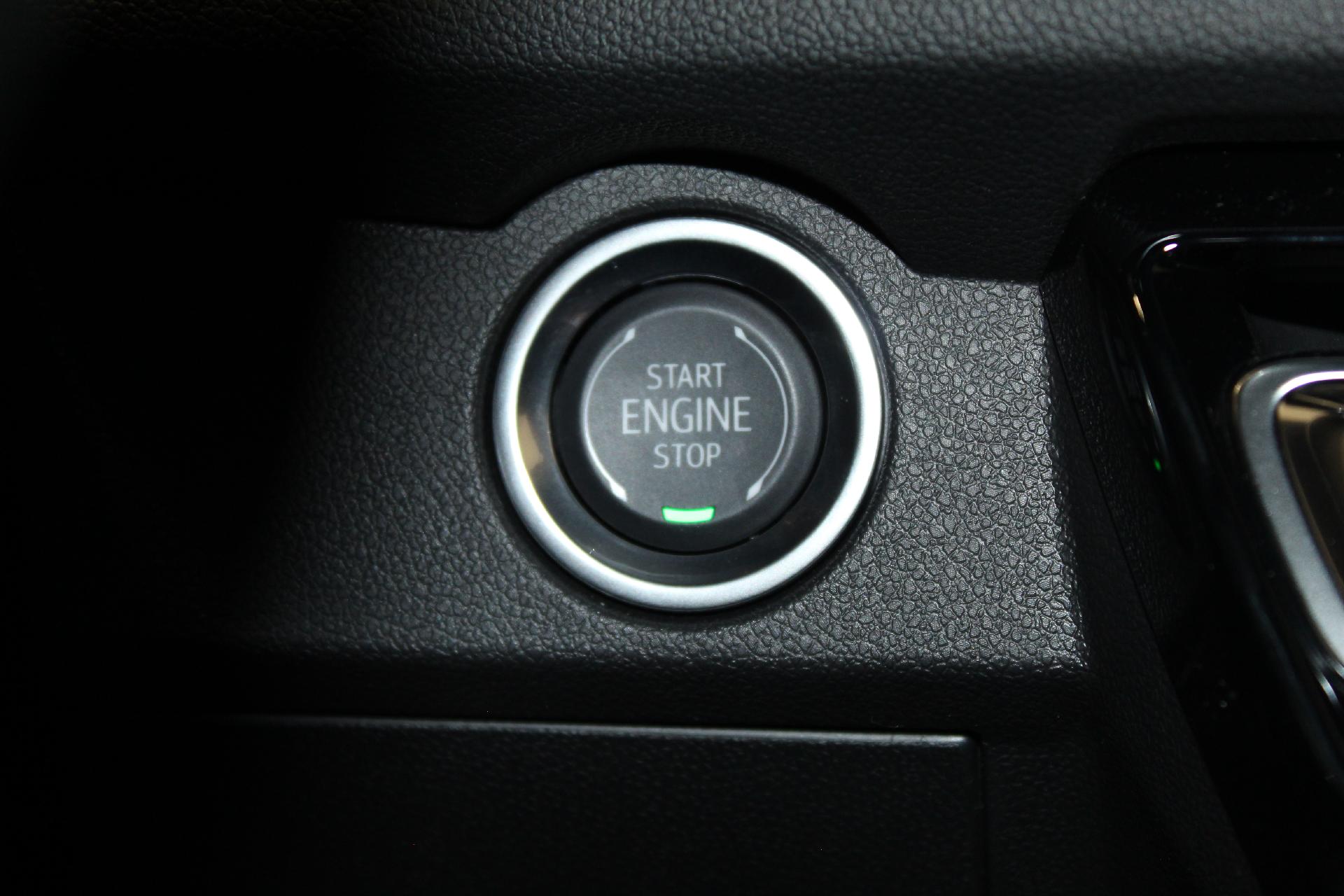 2025 Chevrolet Traverse Vehicle Photo in NORTHAMPTON, MA 01060-1120