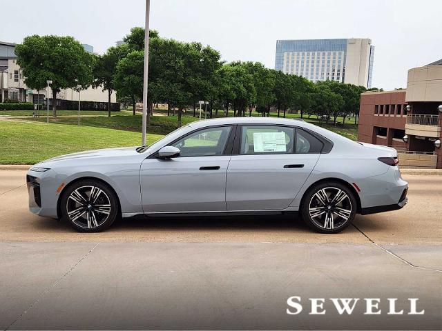 2025 BMW 760i xDrive Vehicle Photo in PLANO, TX 75024
