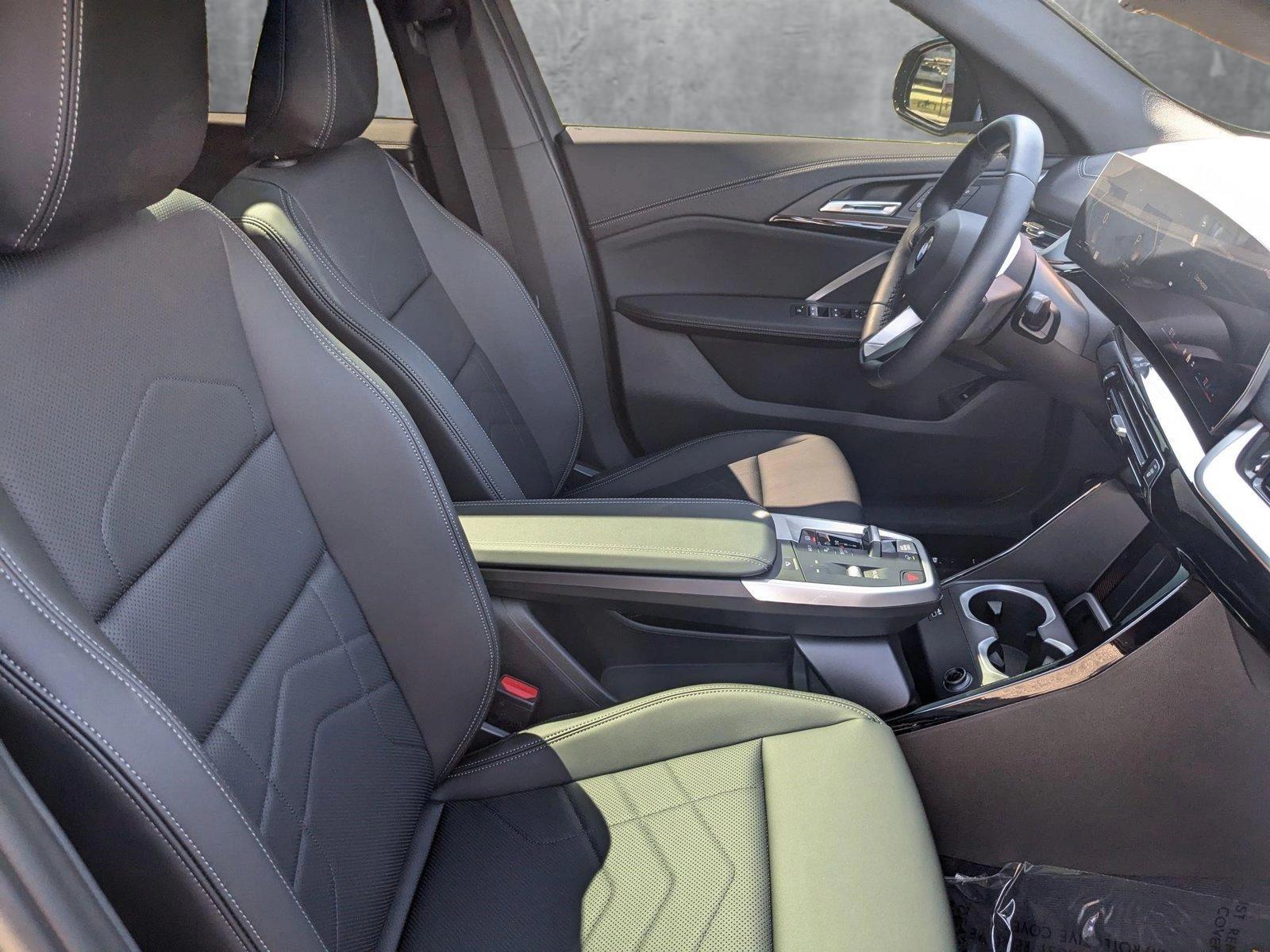 2024 BMW X2 xDrive28i Vehicle Photo in Valencia, CA 91355