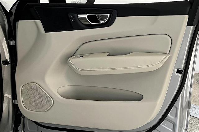 2025 Volvo XC60 Vehicle Photo in Grapevine, TX 76051