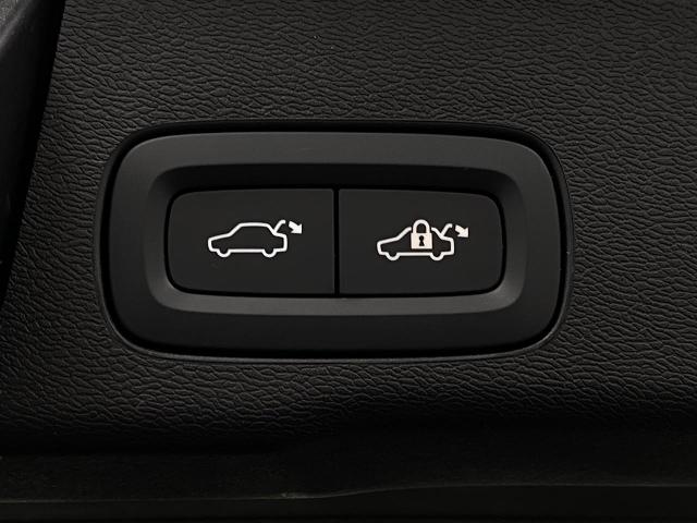2025 Volvo XC60 Vehicle Photo in Appleton, WI 54913