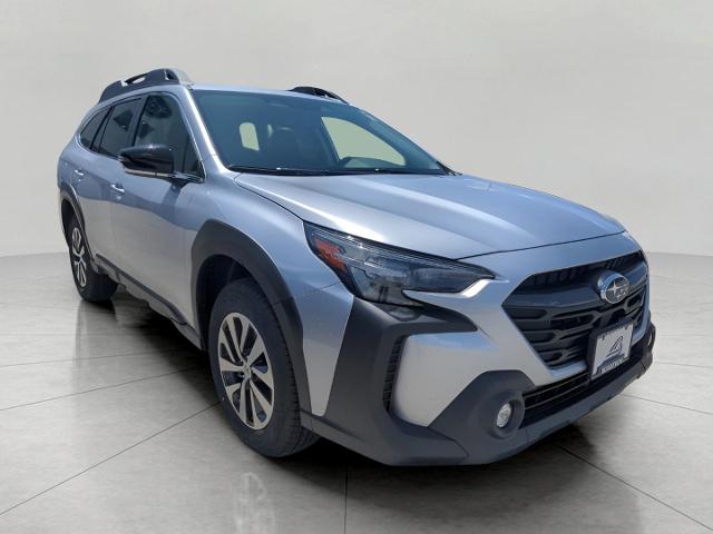 2025 Subaru Outback Vehicle Photo in Green Bay, WI 54304