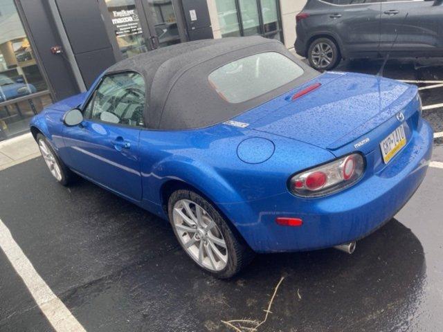 2006 Mazda MX-5 Miata Vehicle Photo in Harrisburg, PA 17111