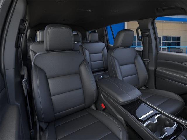 2025 Chevrolet Traverse Vehicle Photo in ENGLEWOOD, CO 80113-6708