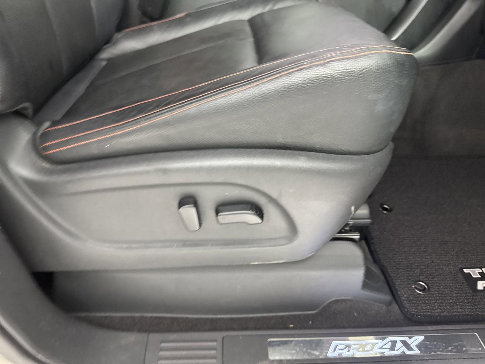 2021 Nissan Titan Vehicle Photo in GEORGETOWN, TX 78626-7508