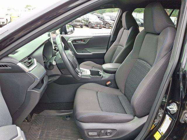 2023 Toyota RAV4 Hybrid Vehicle Photo in DANBURY, CT 06810-5034