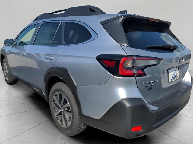 2025 Subaru Outback Vehicle Photo in Green Bay, WI 54304