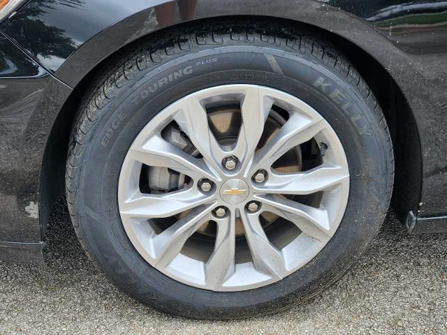 2022 Chevrolet Malibu Vehicle Photo in DENTON, TX 76210-9321