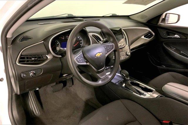 2023 Chevrolet Malibu Vehicle Photo in KANSAS CITY, MO 64114-4502