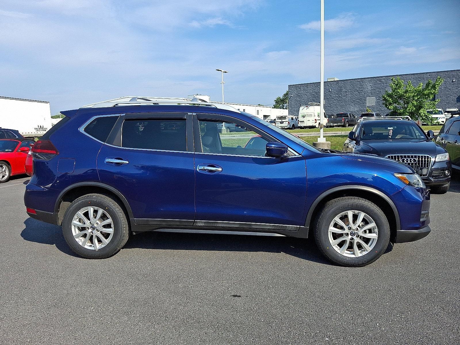 2018 Nissan Rogue Vehicle Photo in Mechanicsburg, PA 17050-2306