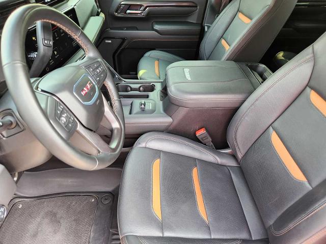 2025 GMC Sierra 2500 HD Vehicle Photo in DENTON, TX 76210-9321