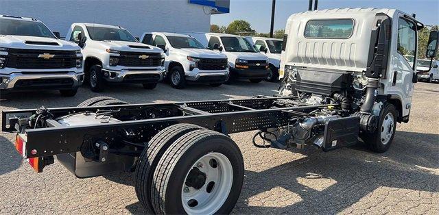 2025 Chevrolet Low Cab Forward 4500 XD Vehicle Photo in TOPEKA, KS 66609-0000