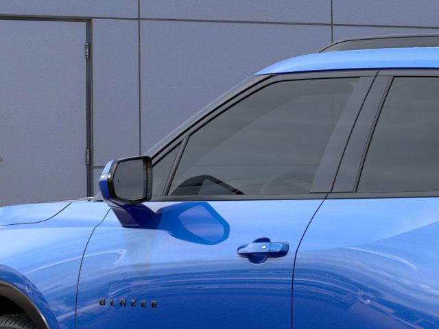 2025 Chevrolet Blazer Vehicle Photo in KANSAS CITY, MO 64114-4502