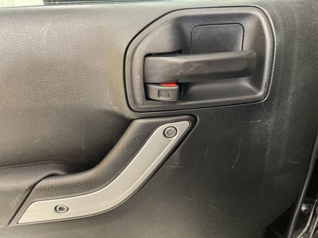 2018 Jeep Wrangler JK Unlimited Vehicle Photo in PHOENIX, AZ 85014-3381