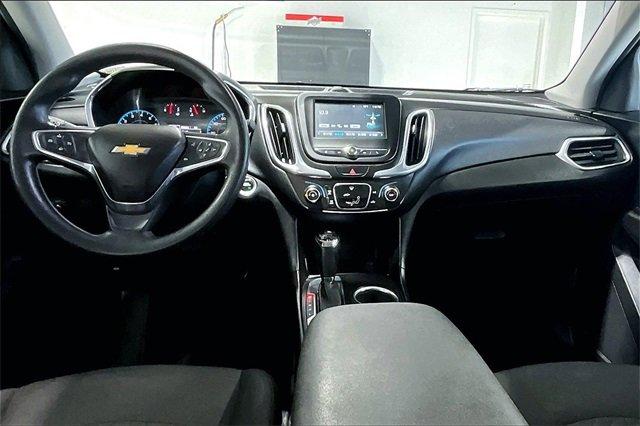 2018 Chevrolet Equinox Vehicle Photo in TOPEKA, KS 66609-0000