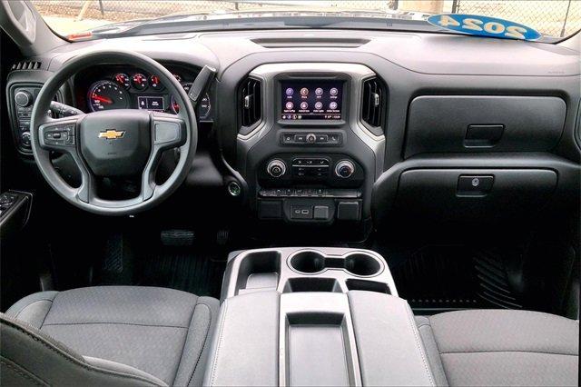 2024 Chevrolet Silverado 1500 Vehicle Photo in KANSAS CITY, MO 64114-4502