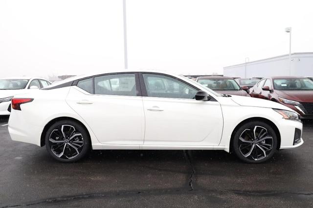 2025 Nissan Altima Vehicle Photo in Ballwin, MO 63011