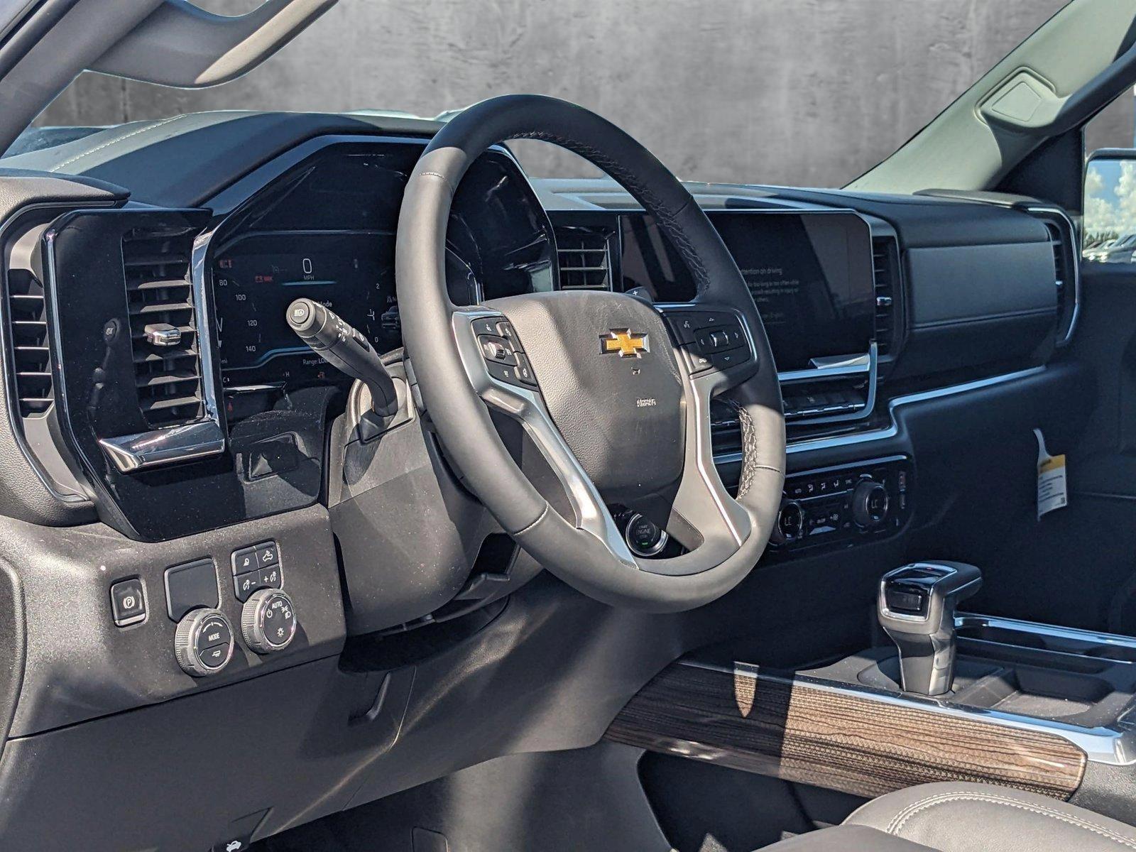 2025 Chevrolet Silverado 1500 Vehicle Photo in MIAMI, FL 33172-3015