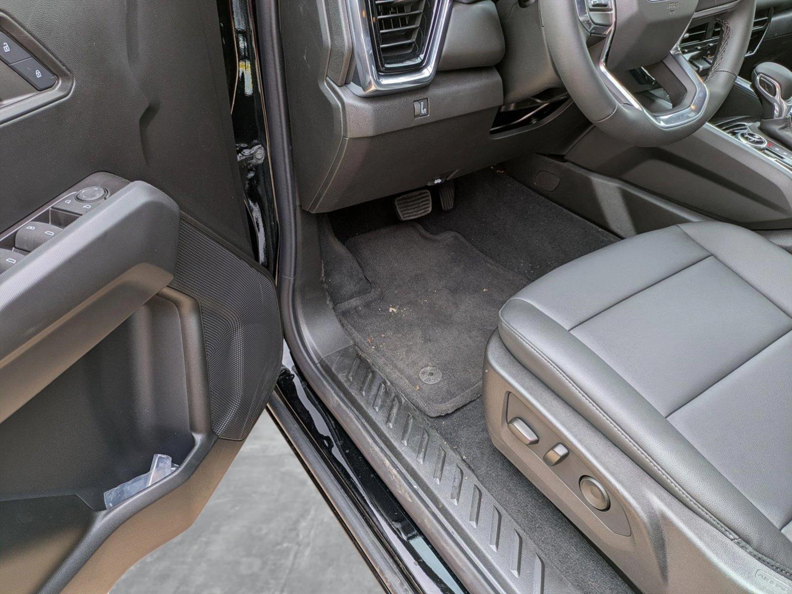 2024 GMC Canyon Vehicle Photo in GOLDEN, CO 80401-3850