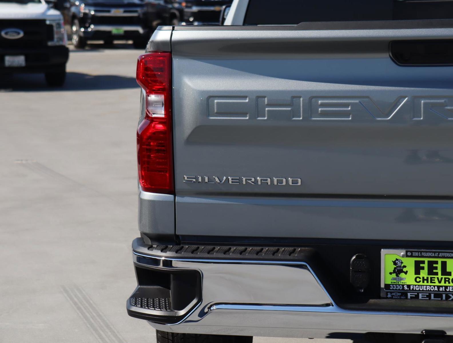 2025 Chevrolet Silverado 1500 Vehicle Photo in LOS ANGELES, CA 90007-3794