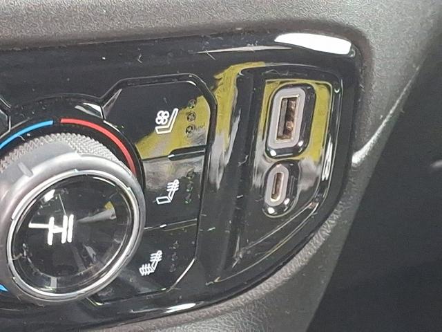 2023 Chevrolet Silverado 1500 Vehicle Photo in TREVOSE, PA 19053-4984
