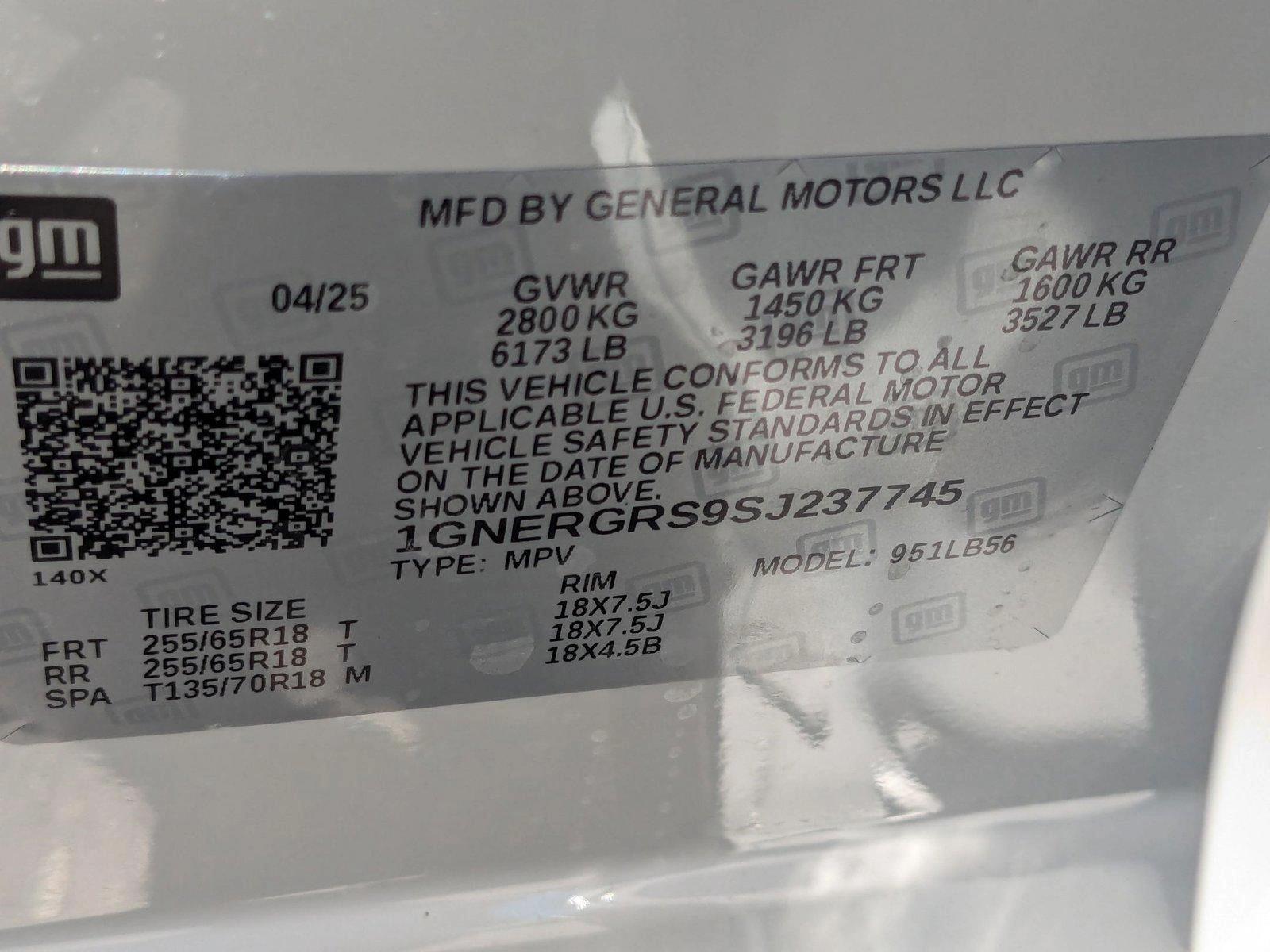2025 Chevrolet Traverse Vehicle Photo in MIAMI, FL 33134-2699