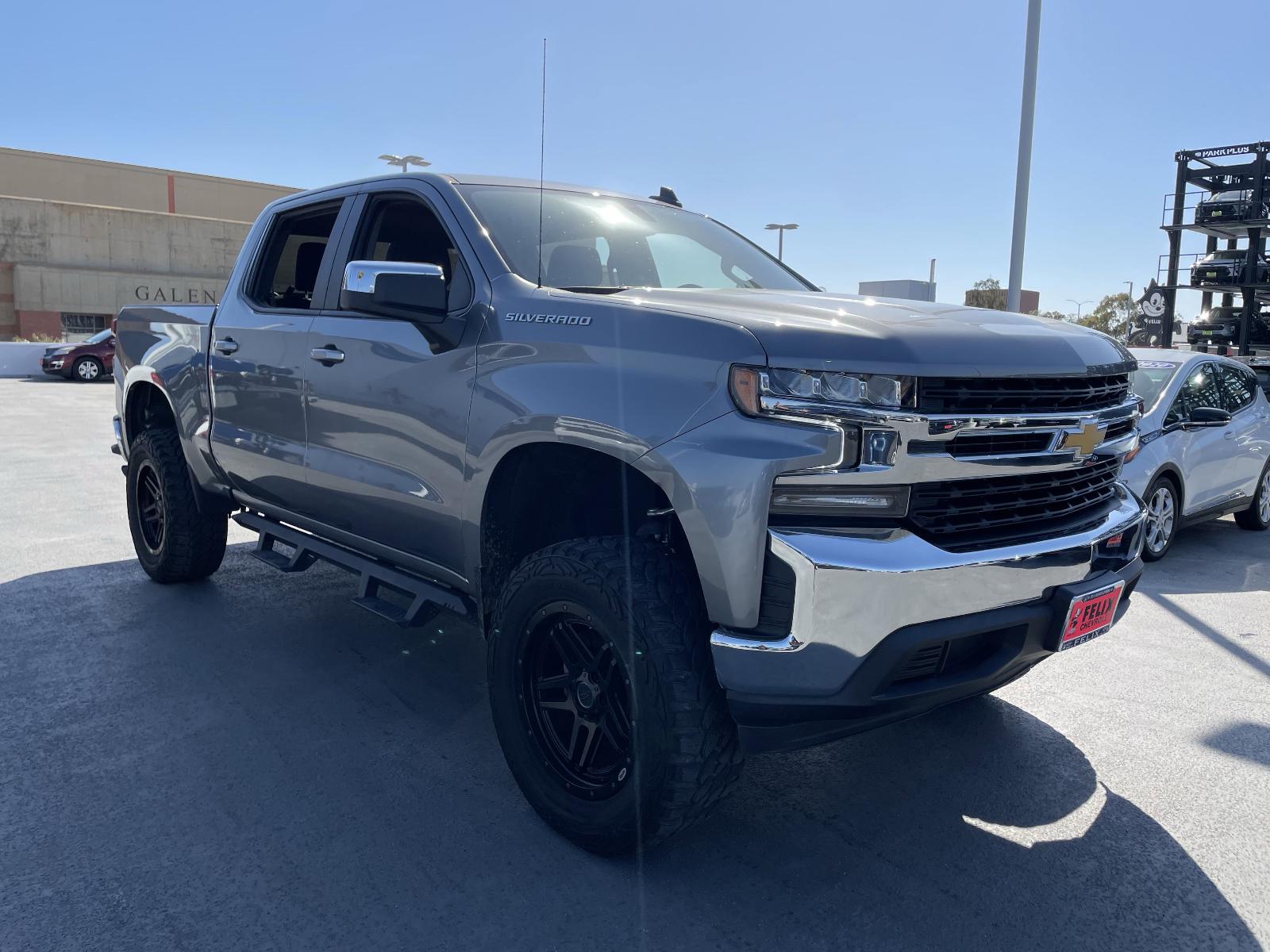 2021 Chevrolet Silverado 1500 Vehicle Photo in LOS ANGELES, CA 90007-3794