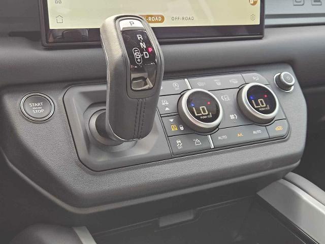 2025 Defender Vehicle Photo in AUSTIN, TX 78717