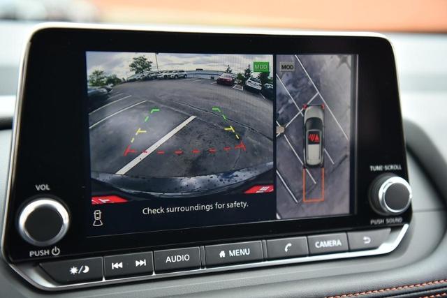 2025 Nissan Rogue Vehicle Photo in Ballwin, MO 63011