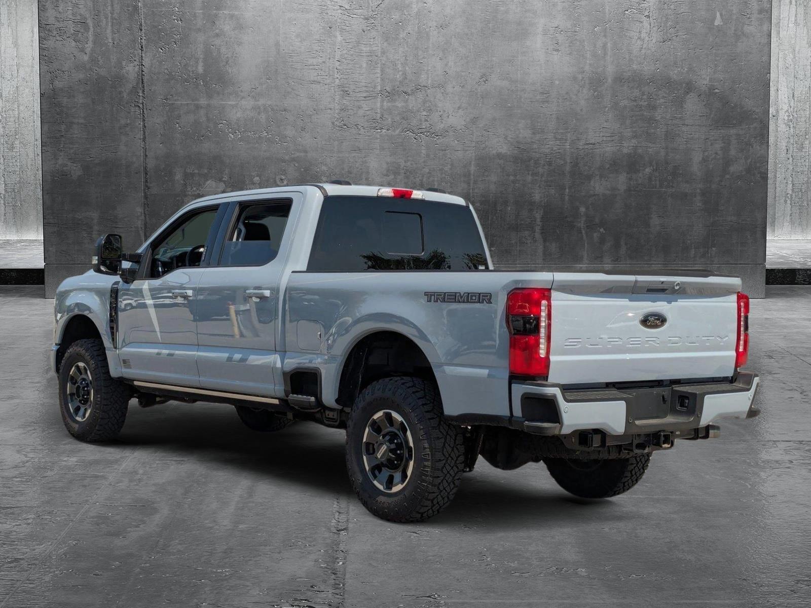 2024 Ford Super Duty F-250 SRW Vehicle Photo in St. Petersburg, FL 33713