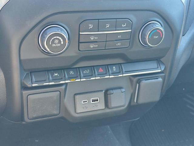 2025 Chevrolet Silverado 1500 Vehicle Photo in COLUMBIA, MO 65203-3903