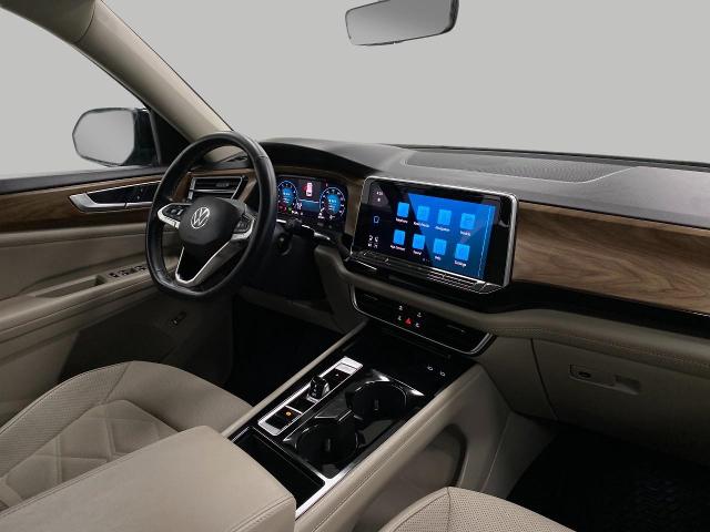 2024 Volkswagen Atlas Vehicle Photo in Appleton, WI 54913